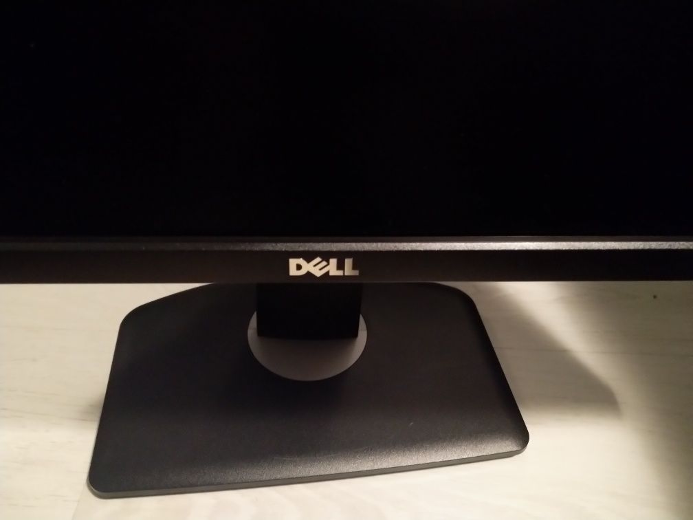 Monitor dell 24 inch