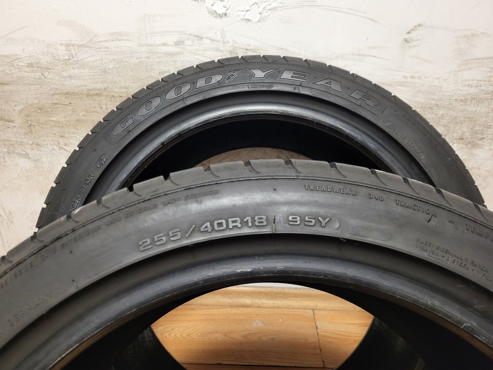 2 бр. 255/40/18 Goodyear / летни гуми