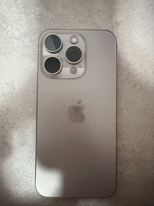 IPhone 15 PRO 10 din 10