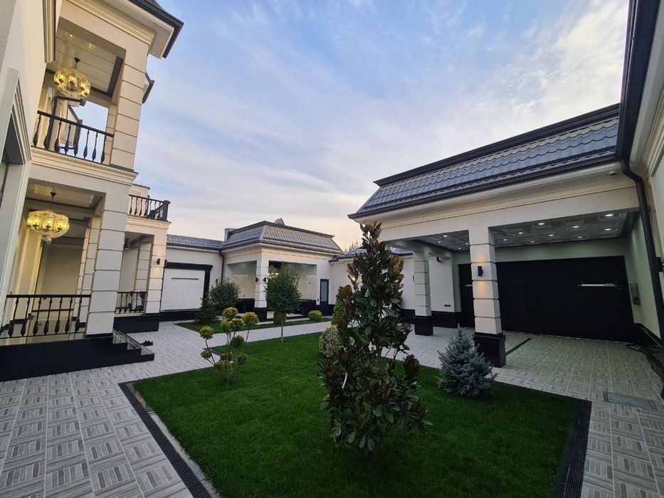 Продам Новый ДОМ Центр Луначарского 7.5 соток