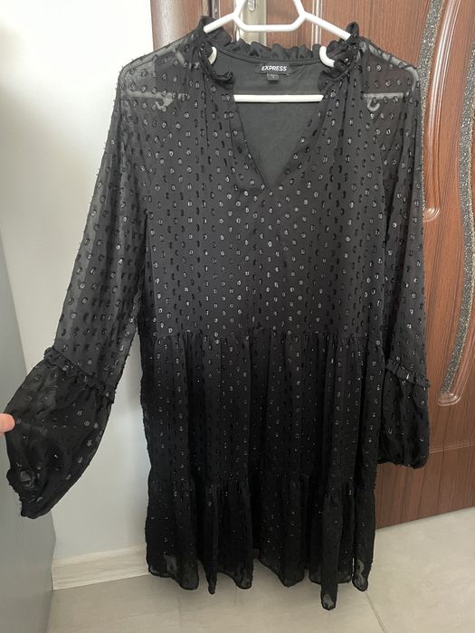 Черна Рокля