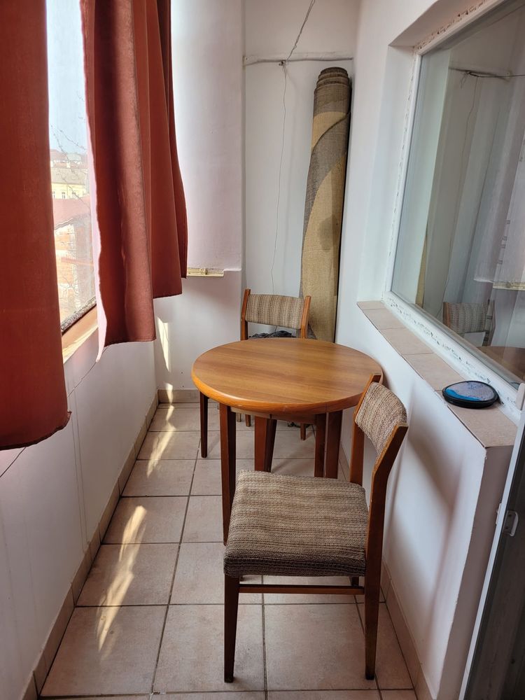 Dau spre inchiriere apartament 2 camere Arad (10 min de centru)