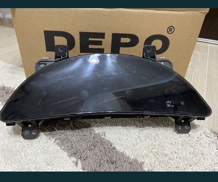 Продается Щиток приборов (спидометр) камри 45