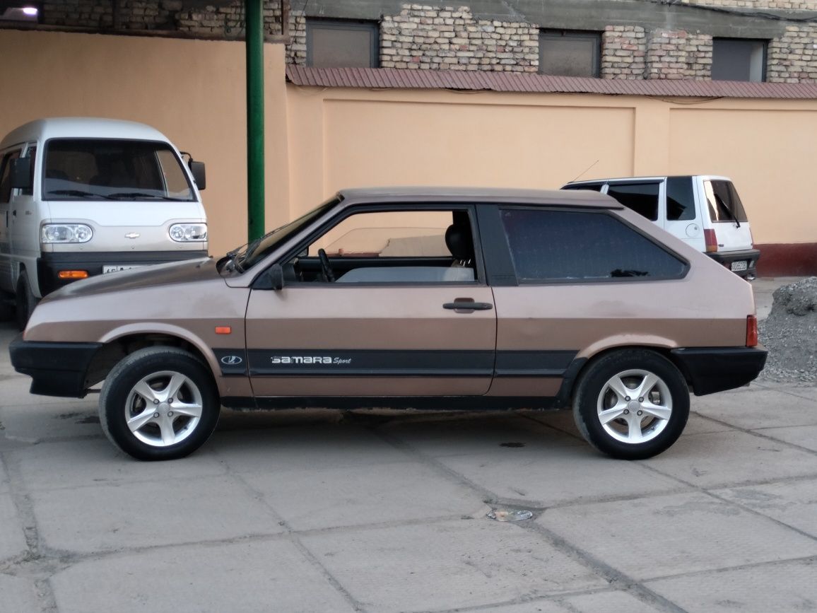 Лада 2108 сотилади