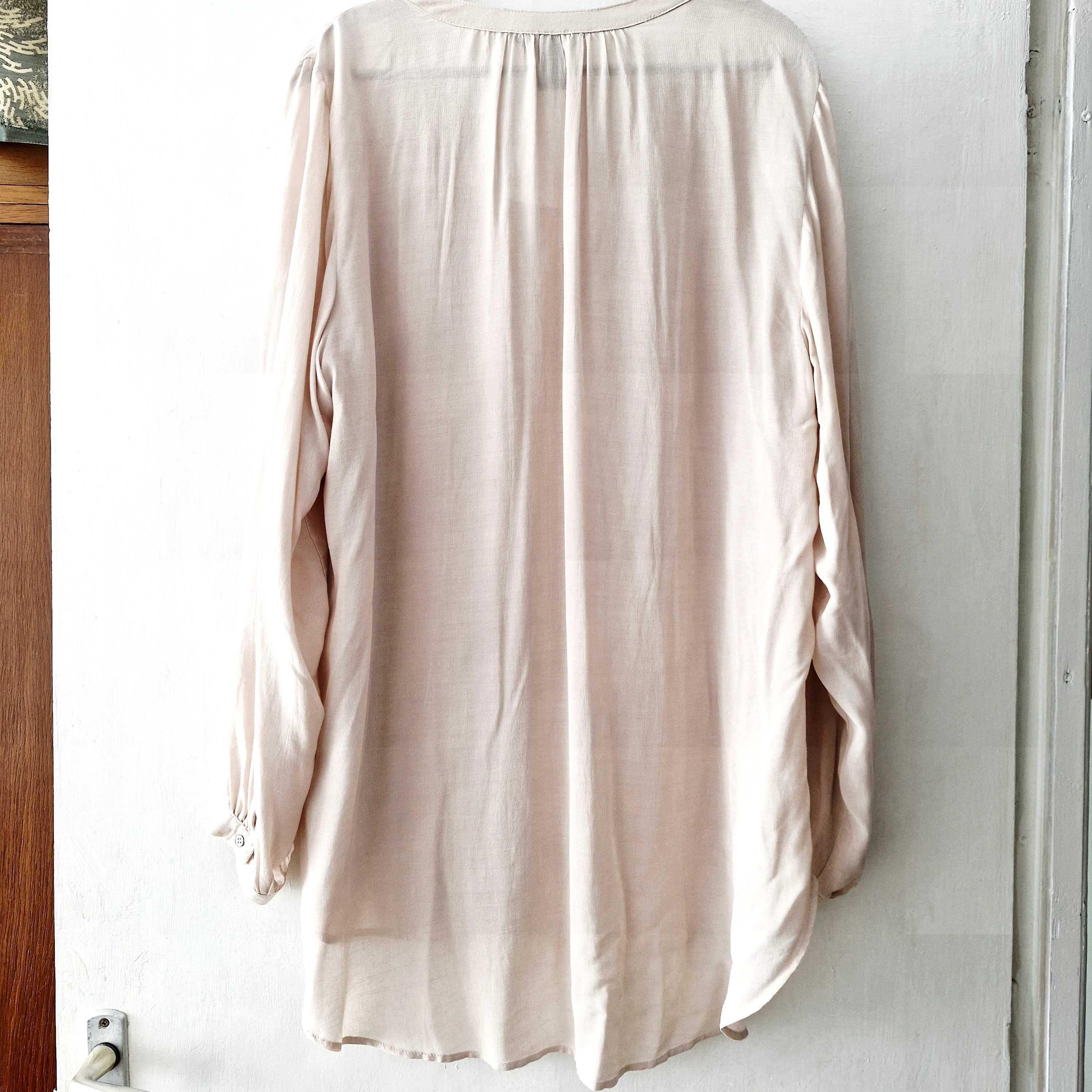 Bluza cu eticheta H&M, marimea 42