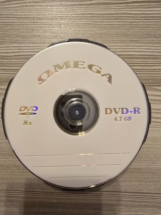 CD-uri si DVD-uri noi