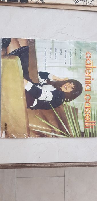 Viniluri vintage romanesti diverse