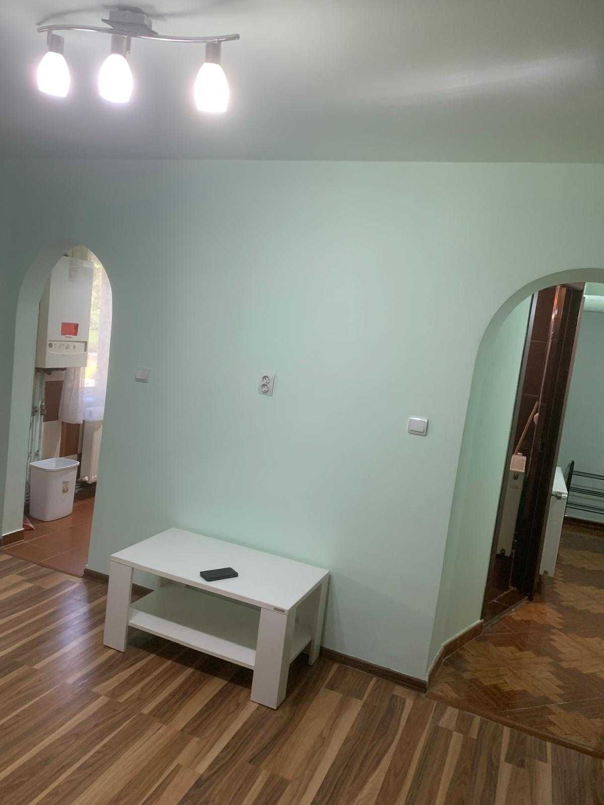 Apartament 3 camere de vanzare Targoviste