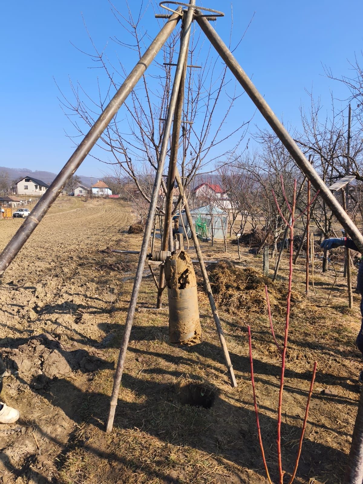 Foraje puturi denisipari piloni de susținere