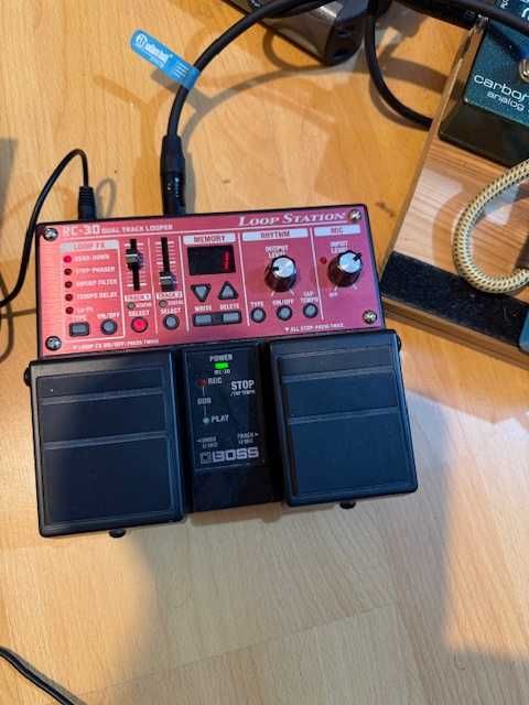 Boss RC-30 loop station