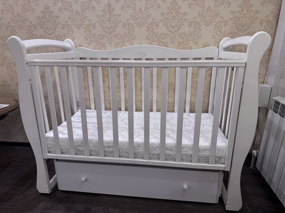 Детская кроватька с ортопедич.матрасом