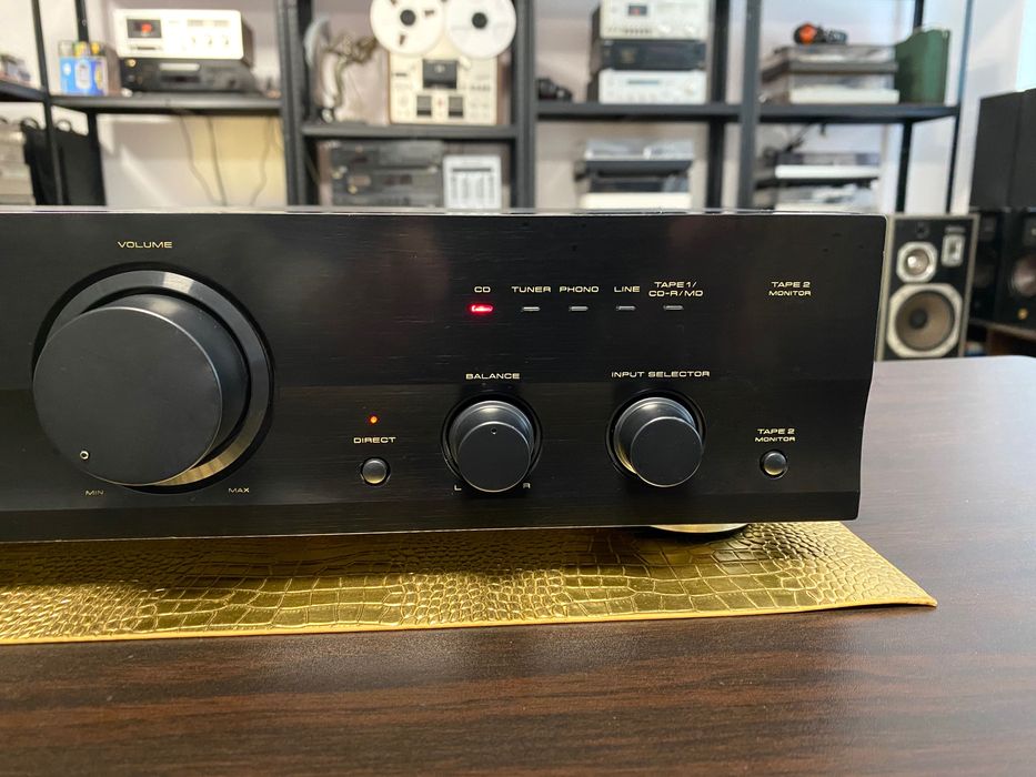 Чудесен усилвател Pioneer