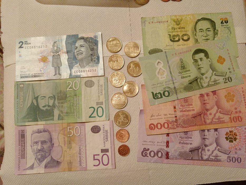 Bancnote și  monede de colectie