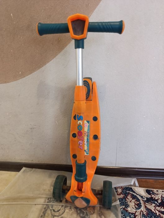 Продается детский самокат