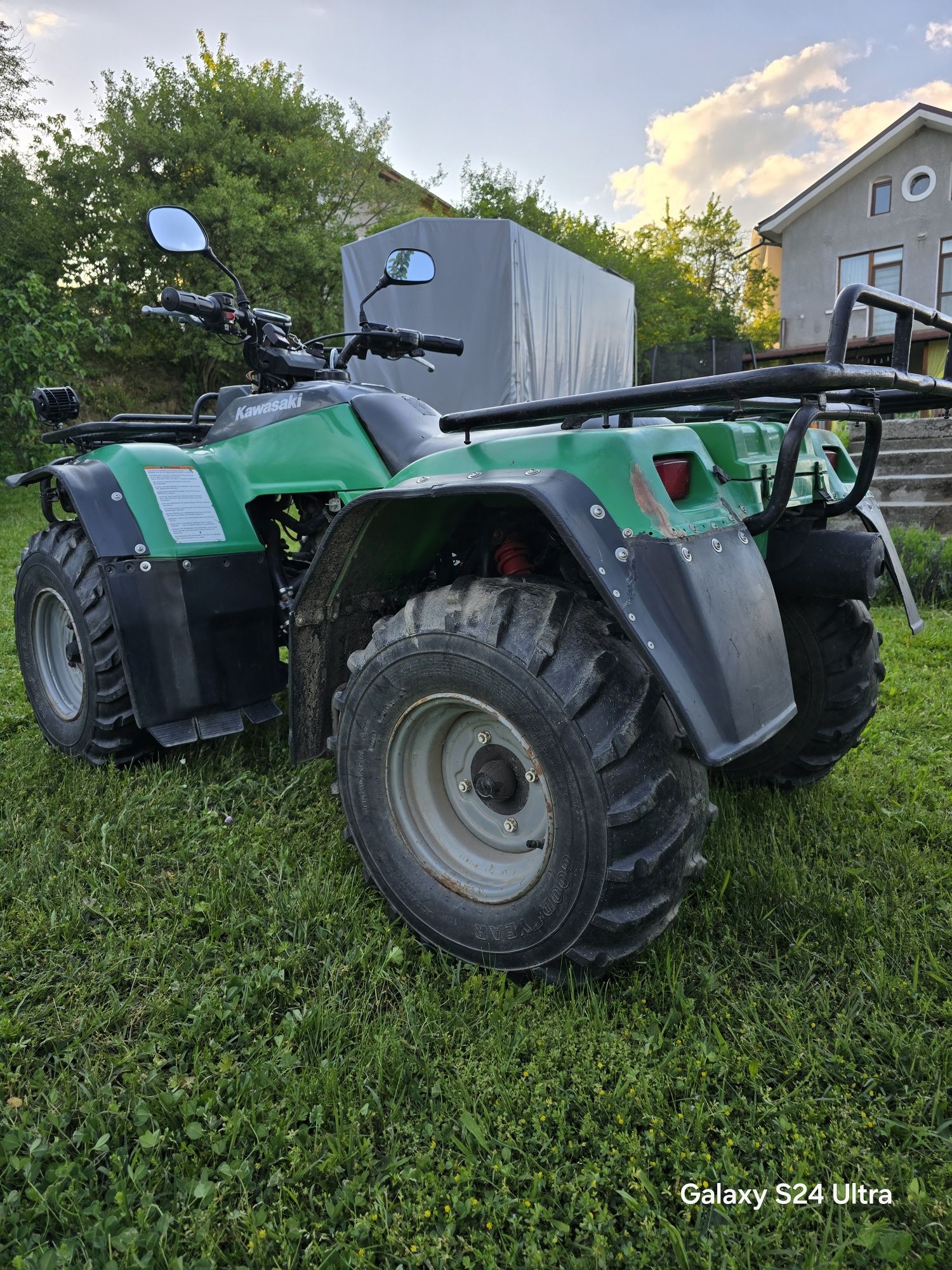 ATV Kawasaki 4x4 KLF 400