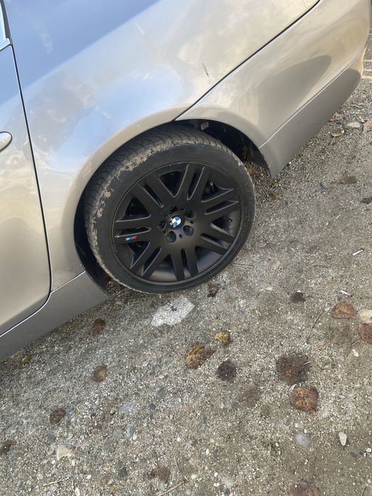 Vând sau schimb bmw e60 de preferat cu platforma auto