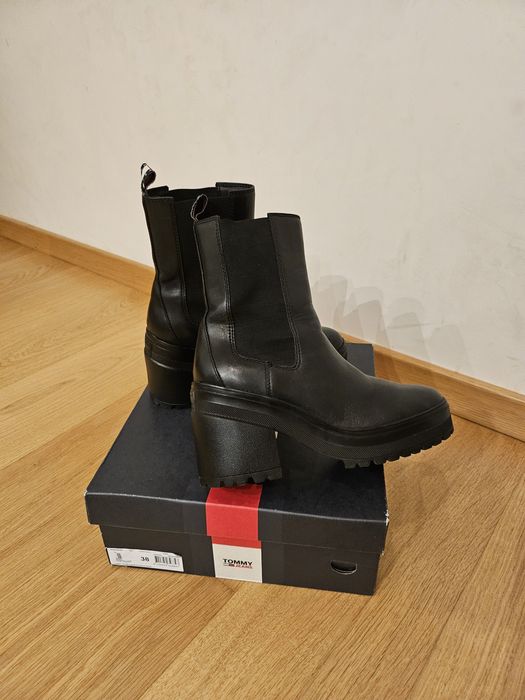 TOMMY HILFIGER боти естествена кожа 38