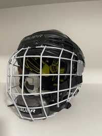 Детский хоккейный шлем