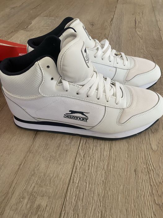 Продавам маратонки Slazenger