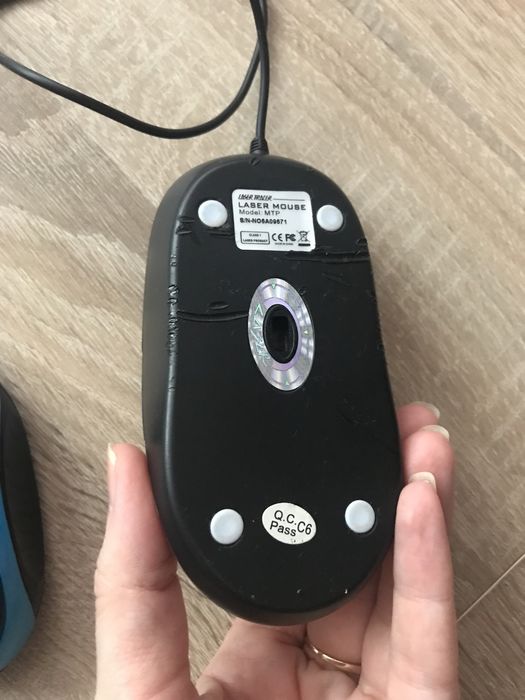 Mouse cu fir in stare buna