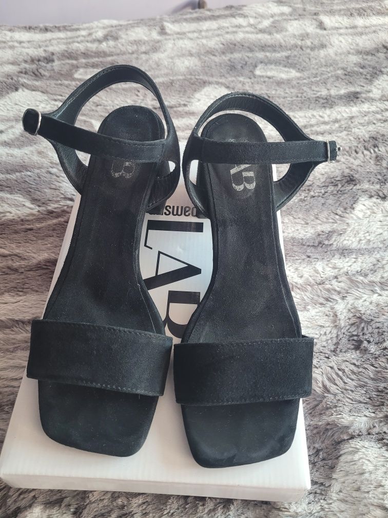Sandale Answear negre piele naturala intoarsa