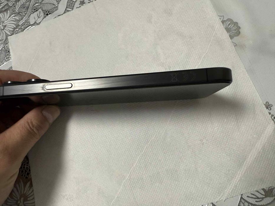 Iphone 15 pro max  plus air pods 3
