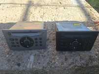 Два броя радио Blaupunkt за Subaru Justy III 1.3 с ОТКЛЮЧВАЩ КОД