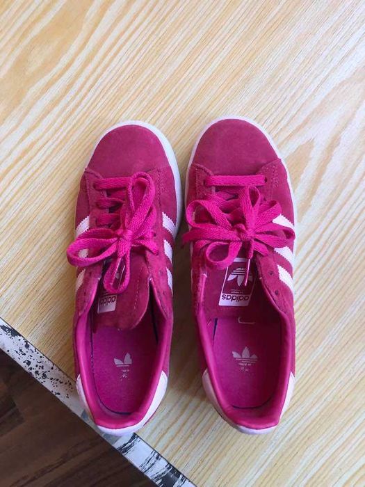 кецове от естествен велур Адидас