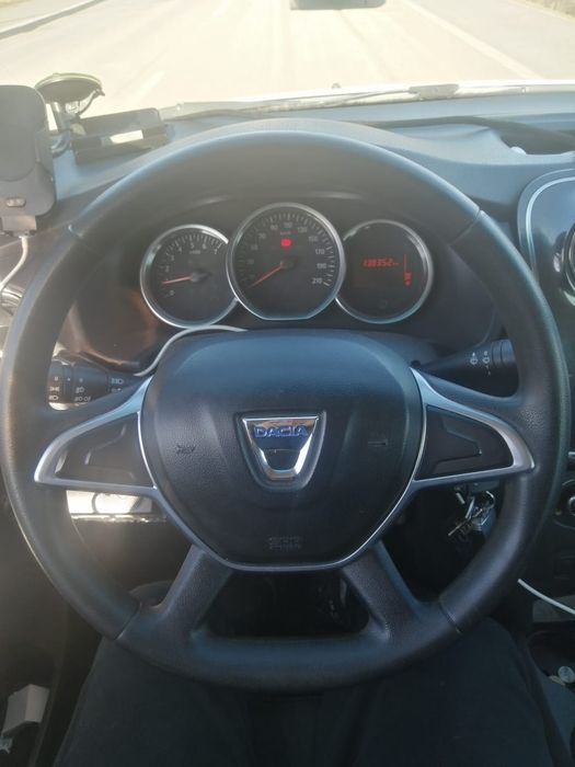 Vînd sau schimb cu logan 3