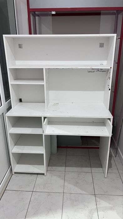 Стол компьютерный