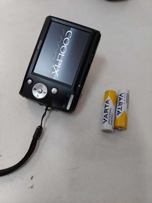 Nikon Koolpix L16  Corp. Japan pentru piese sau reparat 50 Lei fix