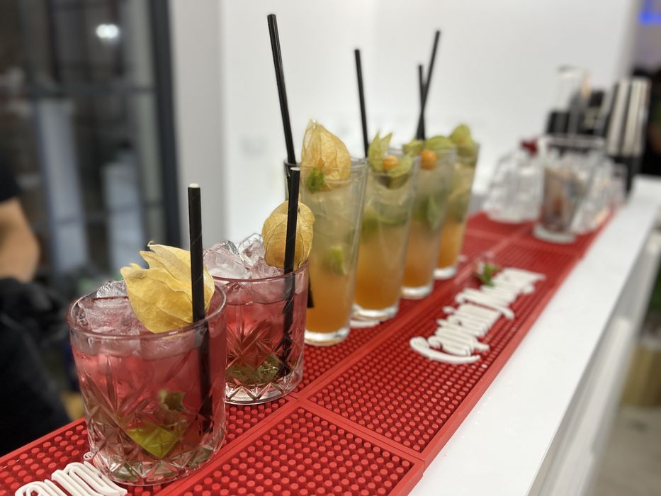 Bar mobil/ Tort de shoturi
