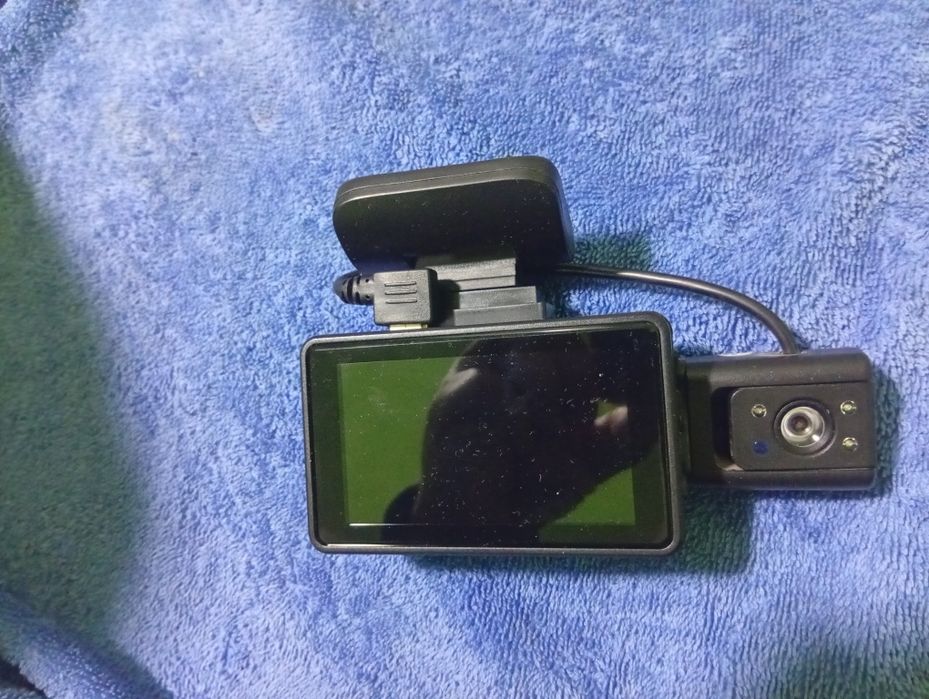 Видеорегистратор Vavupo 2 камерный для автомобилей