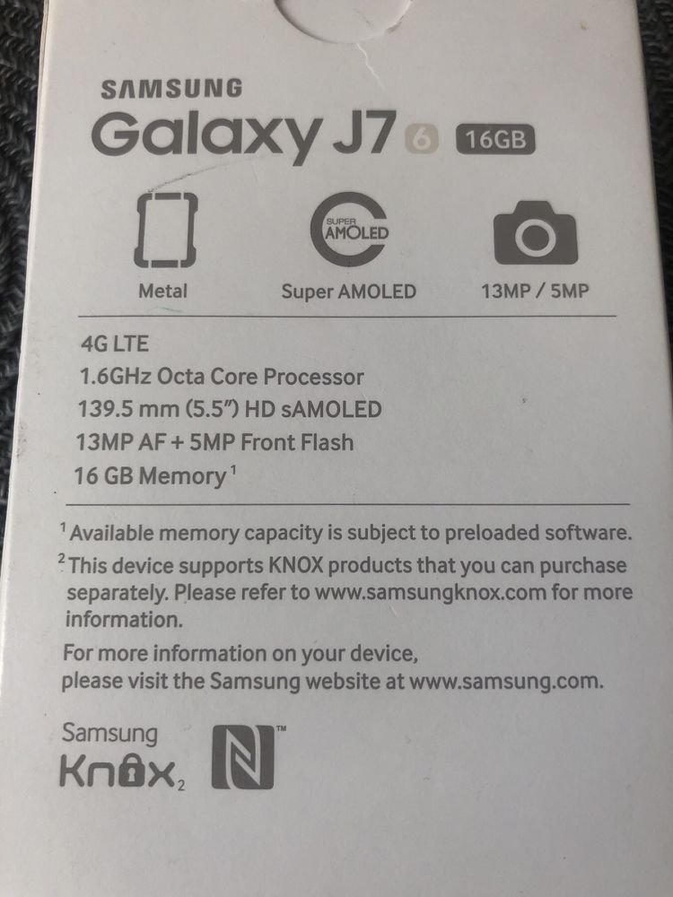 Телефон Samsung J7/2016
