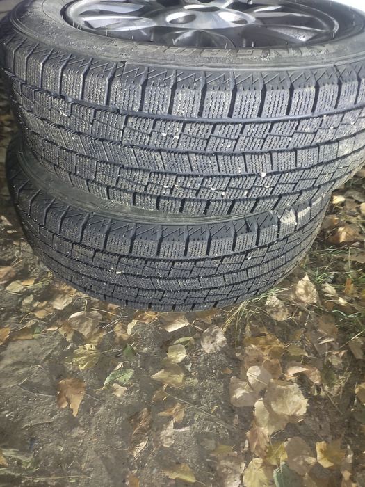 Продам резину с дисками.
