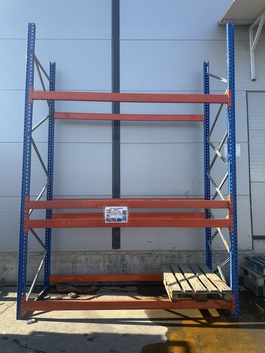 Rafturi metalice in stoc mai multe detali sunati