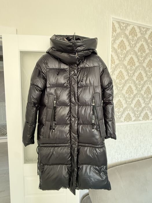 Женский пуховик почти новый