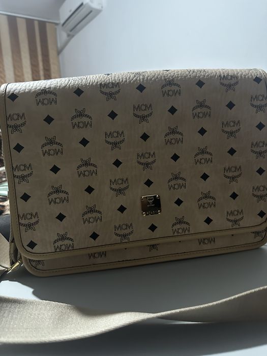 Geantă MCM autentică, cu etichete