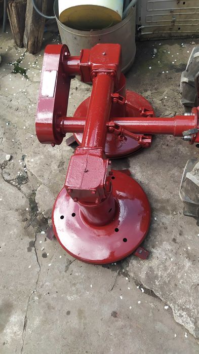 Мотокултиватор с инвентар