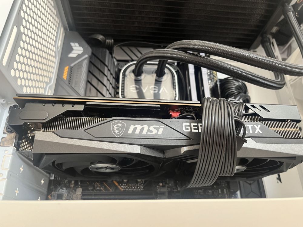 Компютър Rtx3060/I7 12700k/32gb/1Tb