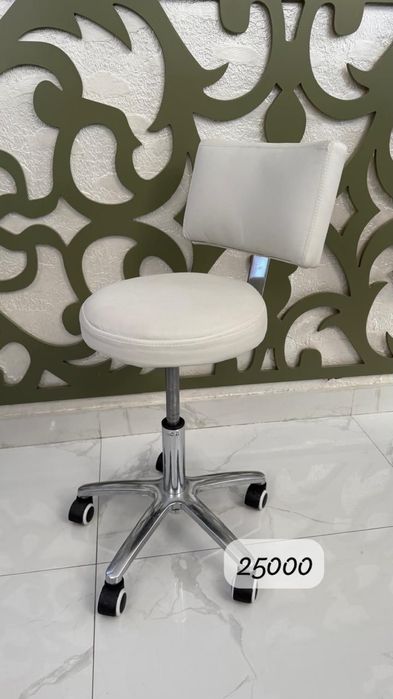 Кушетка  стул и массажный стол