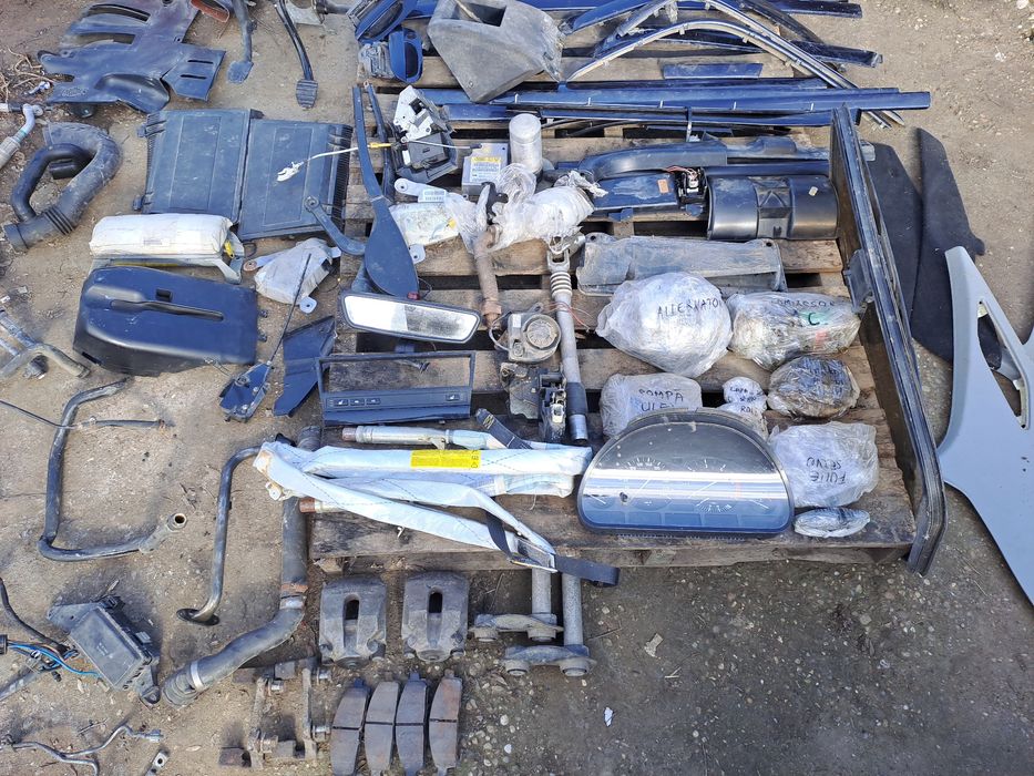 Vând piese e39 520d