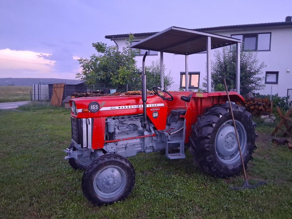 Tractor massey ferguson 165