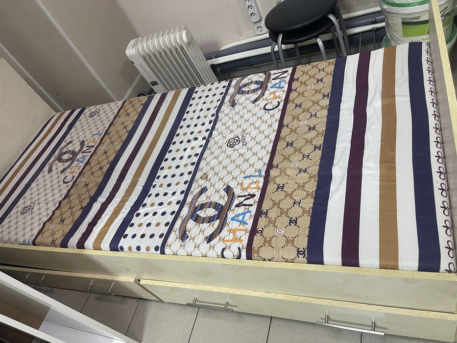 Продам кровать в хорошем состоянии