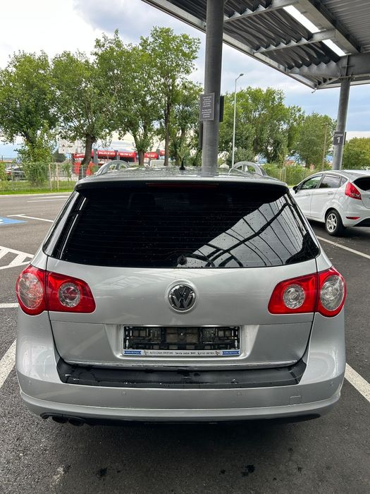 Vând Passat B6 R