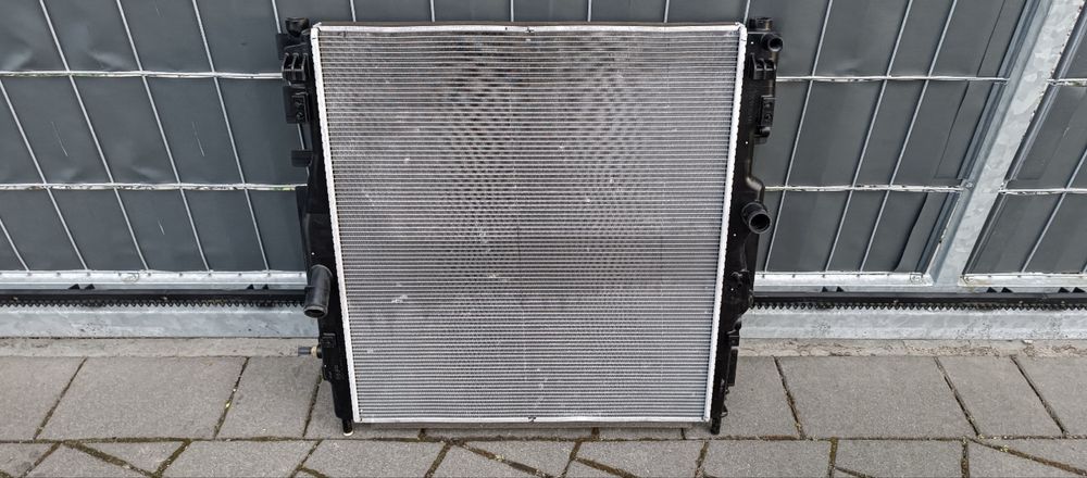 Части Mazda CX-60 радиатор платмаси