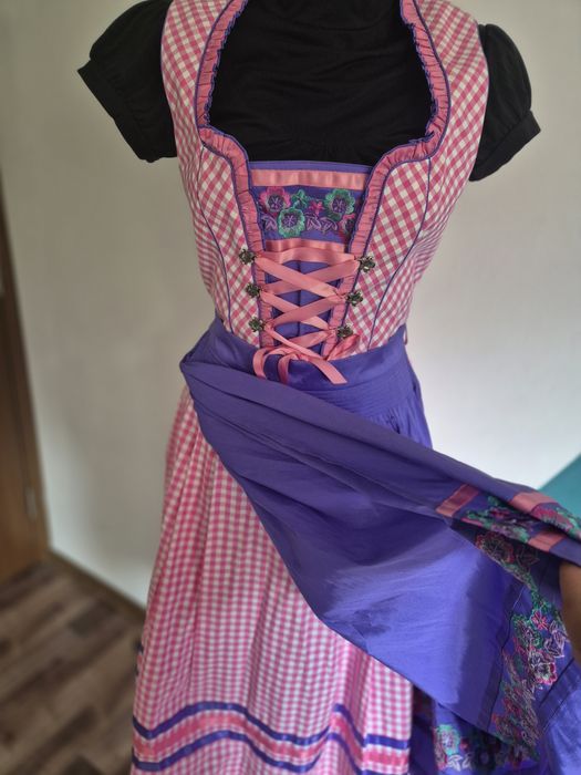 Dirndl rochita bavareza C&A oktoberfest 40
