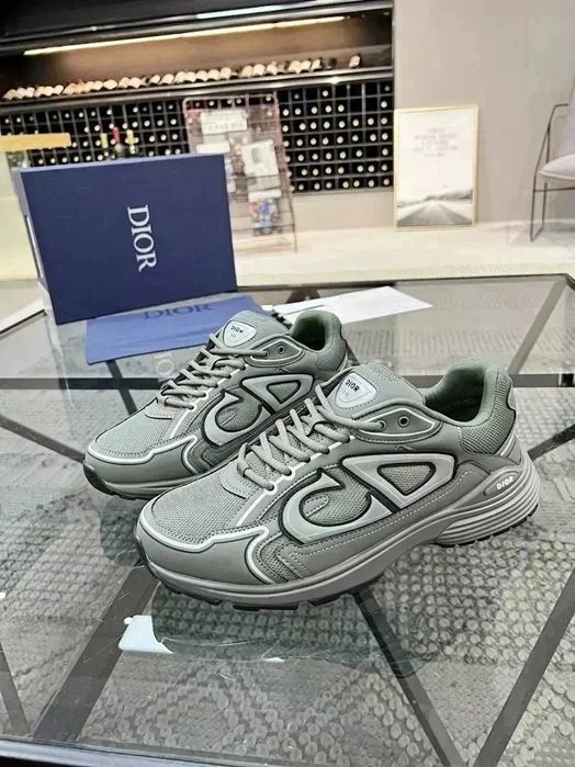 Dior B30 всякакви цветове