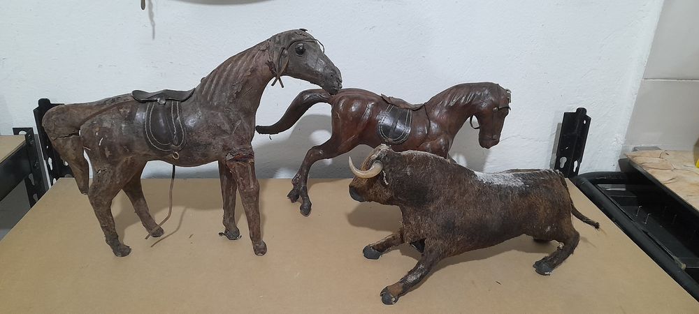 Кожена изработка на коне