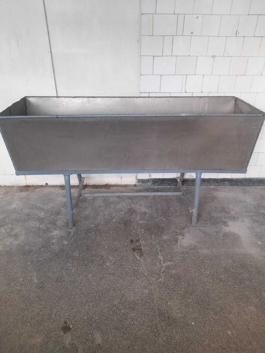 Vând cadă inox alimentar (4 mm) cu suport metalic